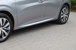 Peugeot 208 Peugeot 208 1.2 101pk! Active 5 DRS Airco|Carplay|Cruise|Led|Pdc|Keyless|Multif. stuur|Elektr. pakket|25DKM! - afbeelding nr 41