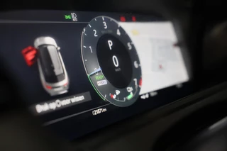 Land Rover Range Rover Velar Land Rover Range Rover Velar 2.0 P400e AWD Dynamic SE PHEV / New Model / Acc / Lane Assist / Dode Hoek / Leder / Open Panoramadak - afbeelding nr 9