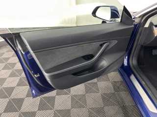 Tesla Model 3 (INCL.BTW) Aut. *PANO | AUTO-PILOT | NAPPA-LEATHER | KEYLESS | FULL-LED | MEMORY-PACK | SURROUND-VIEW | DAB | CARPLAY | DIGI-COCKPIT | LANE-ASSIST | COMFORT-SEATS | 19