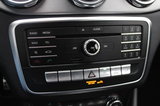 Mercedes-Benz GLA Mercedes-Benz GLA 180 Business Solution AMG / Camera / Apple CarPlay / Half leder / 19'' / Navigatie / Stoelverwarming / Cruise Control - afbeelding nr 26