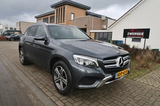 Mercedes-Benz GLC Mercedes GLC-klasse 250 4MATIC AMG-SPORT|TREKHAAK|DODEHOEK|RIJSTROOK|NAVIGATIE|DEALER ONDERHOUDEN - afbeelding nr 4