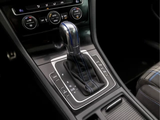 Volkswagen Golf Volkswagen Golf 1.4 TSI GTE 204Pk Automaat (SCHUIFDAK, NAVIGATIE, CLIMATE, CAMERA, GETINT GLAS, SPORTSTOELEN, LED KOPLAMPEN, CRUISE, NIEUWE APK, NIEUWSTAAT) - afbeelding nr 10