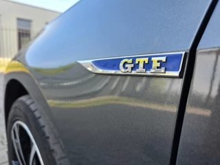 Volkswagen Golf Volkswagen Golf 1.4 TSI PHEV GTE | PANO / ACC / LED / CARPLAY / CAMERA / P.SENSOR V+A / LEDER-ALCANTARA / STOELVERW. / LANE ASS ! - afbeelding nr 17