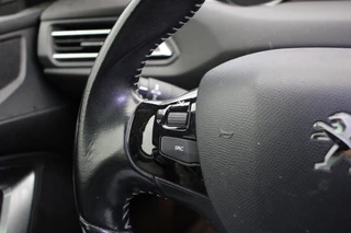 Peugeot 308 Peugeot 308 SW 1.2 PureTech Premium - Panorama, Navi, Cruise, Clima - afbeelding nr 13