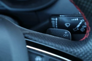 Škoda Octavia Skoda Octavia Combi 2.0 TSI RS / 230PK! / DSG / Pano / Canton / Camera / Trekhaak / 18