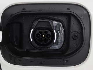 Jeep Compass Jeep Compass 4xe 240 Plug-in Hybride Electric S | Leder | Stoel & stuurverwarming | Camera | Adaptive cruise | Carplay | Navigatie - afbeelding nr 16