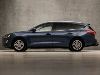 Ford Focus Ford Focus Wagon 1.0 EcoBoost Titanium X Automaat (VIRTUAL COCKPIT, APPLE CARPLAY, GROOT NAVI, STUUR/STOELVERWARMING, BANG&OLUFSEN, CAMERA, TREKHAAK, SPORTSTOELEN, ELEK ACHTERKLEP, KEYLESS, GETINT GLAS, NIEUWSTAAT) - afbeelding nr 2