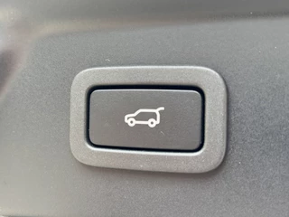 Land Rover Range Rover Velar Land Rover Range Rover Velar Landrover 3.0 V6 SC AWD R-Dynamic HSE Pano Luchtvering Memory Keyless 22'' - afbeelding nr 34