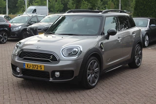 MINI Countryman MINI Countryman Mini 2.0 Cooper S E ALL4 Chili / Panoramadak / Camera / Head-up / 19'' / Leder / Navigatie / Stoelverwarming / DAB / Cruise Control / SoH 94% - afbeelding nr 7