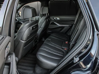 BMW X5 BMW X5 xDrive50e 490PK High Executive M-Sport | DRIVING ASSISTANT PRO | HEADUP | PANO | SKYLOUNGE | HARMAN EN KARDON | - afbeelding nr 124