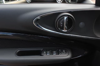MINI Clubman MINI Clubman Mini 2.0 Cooper S Chili Serious Business / Leder / 19'' / Navigatie / Keyless / Getint glas / Parkeerhulp V+A / Stoelverwarming / DAB / Cruise Control - afbeelding nr 33
