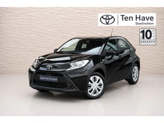 Toyota Aygo X 1.0 VVT-i 72PK MT Play | Achteruitrijcamera | Buitenspiegels ele