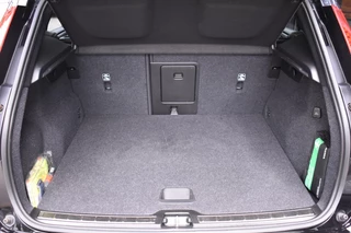 Volvo XC40 Volvo XC40 T4 211pk Recharge Inscription | Park Assist | Trekhaak | Leder | - afbeelding nr 42