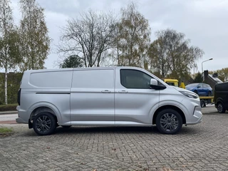 Ford Transit Custom Ford Transit Custom 320 2.0 TDCI L2H1 Limited SCI  170pk Automaat! | 5 jaar garantie |  17 inch velgen | Dubbele schuifdeur | Draadloos opladen | Reservewiel |  70L brandstoftank | Trekhaak - afbeelding nr 2