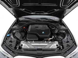 BMW 3 Serie BMW 3 Serie 320i Executive Edition Sport-Line Aut. *PANO | LEATHER-MICROFIBRE | FULL-LED | DIGI-COCKPIT | SPORT-SEATS | HIFI-SOUND | NAVI-FULLMAP | AMBIENT-LIGHT | ECC | CARPLAY | DAB | PDC | CRUISE | 17''ALU* - afbeelding nr 31