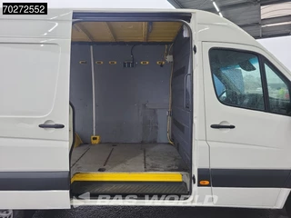 Mercedes-Benz Sprinter Mercedes Sprinter 516 CDI Euro6 Dubbellucht Automaat Navi Airco Cruise Camera Tacho 11m3 Airco Trekhaak Cruise control - afbeelding nr 8