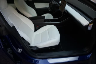 Tesla Model 3 Tesla Model 3 Performance AWD 75 kWh Long Range | Liefhebbersconditie | 464pk | Origineel Nederlands Dealer onderhouden | Carbon Spoiler | Premium Audio | 20inch - afbeelding nr 42