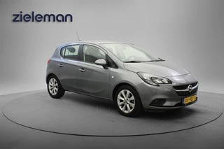 Opel Corsa 1.4 Favourite - Carplay, Navi, Cruise, Lichtmetalen Velgen