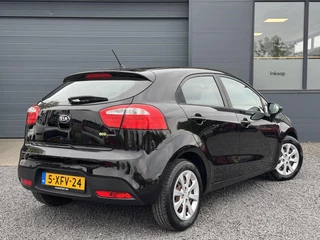Kia Rio Kia Rio 1.2 CVVT BusinessLine 1e Eigenaar,Bluetooth,Airco,Cruise,5 Deuren,N.A.P,Nieuwe Apk bij Aflevering - afbeelding nr 2