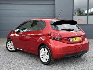Peugeot 208 Peugeot 208 1.2 PureTech Signature Navi,Airco,Cruise,PDC,Trekhaak,Carplay,Elek ramen,N.A.P,Nieuwe APK bij Aflevering - afbeelding nr 5