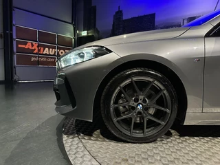BMW 1 Serie BMW 1-serie 118i M-Sport *Carplay*Camera* - afbeelding nr 28