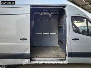 Mercedes-Benz Sprinter Mercedes Sprinter 214 CDI Automaat L2H2 Airco Cruise Camera Parkeersensoren MBUX Euro6 L2 12m3 Airco Cruise control - afbeelding nr 6
