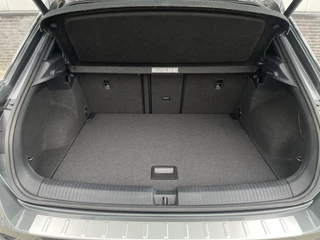 Volkswagen T-Roc LED | Trekhaak | Carplay | Camera | PDC - afbeelding nr 5