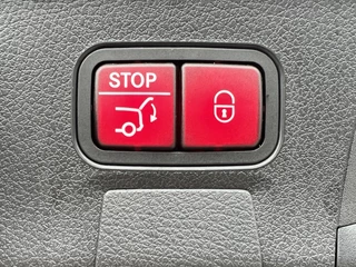 Mercedes-Benz CLA Navigatie Trekhaak Panoramadak Elek. Stoelen Leer Stoelverwarming DAB Keyless Getint Glas  NL Auto BTW - afbeelding nr 43