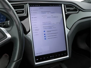 Tesla Model S (INCL-BTW) *PANO | AUTO-PILOT | KEYLESS | FULL-LED | 1/2-LEATHER | NAVI-FULLMAP | SURROUND-VIEW | APP-CONNECT | LANE-ASSIST | DIGI-COCKPIT | DAB | SPORT-SEATS | 19