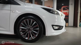 Ford Focus Ford Focus Wagon 1.0 ST-Line 2017 AIRCO VELGEN STOELVERW. NE APKMM STOELVEREMM - afbeelding nr 5