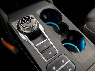 Ford Focus Ford Focus Wagon 1.0 EcoBoost Titanium X Automaat (VIRTUAL COCKPIT, APPLE CARPLAY, GROOT NAVI, STUUR/STOELVERWARMING, BANG&OLUFSEN, CAMERA, TREKHAAK, SPORTSTOELEN, ELEK ACHTERKLEP, KEYLESS, GETINT GLAS, NIEUWSTAAT) - afbeelding nr 26