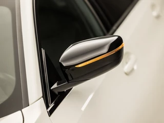 BMW 3 Serie BMW 3 Serie 330i High Executive M Sport 259Pk Automaat (SCHUIFDAK, M PAKKET, HEAD-UP DISPLAY, LASER KOPLAMPEN, CARBON INLEG, HARMAN/KARDON, LEDER/ALCANTARA, APPLE CARPLAY, STUUR/STOELVERWARMING, NIEUWSTAAT) - afbeelding nr 41