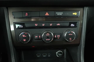 SEAT Ateca SEAT Ateca 1.4 TSI Xcellence | Panoramadak | Camera | Carplay | Trekhaak | Alcantara | Navigatie | Full LED | Sportstoelen | Verwarmde voorruit | PDC | Cruise control - afbeelding nr 22