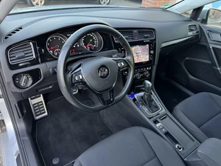 Volkswagen Golf Volkswagen Golf 1.0 TSI Sound 110pk DSG ACC Navi CarPlay Stlvw PDC - afbeelding nr 12