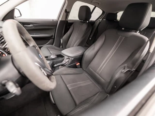 BMW 1 Serie Automaat (NAVIGATIE, CLIMATE, M SPORT STUUR, GETINT GLAS, SPORTSTOELEN, PARKEERSENSOREN, CRUISE, LED KOPLAMPEN, TREKHAAK, NIEUWE APK, NIEUWSTAAT) - afbeelding nr 13