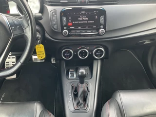 Alfa Romeo Giulietta Alfa Romeo Giulietta 1.750 Turbo 241pk Veloce Automaat Carplay Sport-Stoelen Nav/Cruise Voll.Onderhouden! - afbeelding nr 49