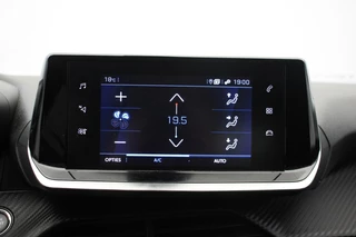 Peugeot 2008 Peugeot 2008 1.2 PureTech Allure - Carplay, Camera, Half Leer - afbeelding nr 17