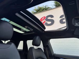 MINI Cooper Mini Mini 1.5 Cooper Chili John Cooper Works Package Cruise Control Climate control Elektrisch panorama dak Harman Kardon - afbeelding nr 9