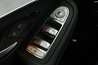 Mercedes-Benz C-Klasse Mercedes-Benz C-klasse 300e AMG Night | Head-Up | Adaptive cruise |  Stoelverwarming | 360 camera | Carplay | Keyless | Matrix LED | Trekhaak | Park Assist | Navigatie - afbeelding nr 34