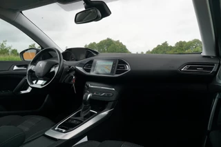 Peugeot 308 Peugeot 308 SW 1.2 PureTech Allure 130pk Automaat - Gris Artense - Keurig - afbeelding nr 17