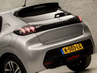Peugeot 208 Peugeot 208 1.2 PureTech Allure Deluxe (VIRTUAL COCKPIT, APPLE CARPLAY, GROOT NAVI, 360 CAMERA, LEDER, SPORTSTOELEN, GETINT GLAS, LM VELGEN, CRUISE, KEYLESS, NIEUWE APK, NIEUWSTAAT) - afbeelding nr 12