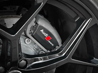 Audi RS6 Audi RS6 Performance Avant 4.0 TFSI | KERAMISCH | PANO | HUD | CARBON INLEG | RS STOELEN | 22