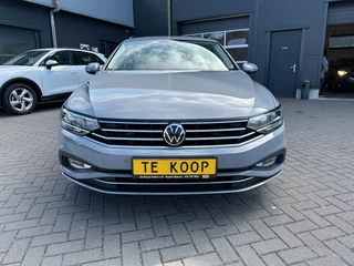 Volkswagen Passat Volkswagen Passat Variant 1.5 TSi Aut. Business Camera Trekhaak - afbeelding nr 2