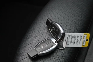 Mercedes-Benz C-Klasse Mercedes C-klasse Estate 180 AMG/Pano/Trekh/Distronic/Camera - afbeelding nr 32