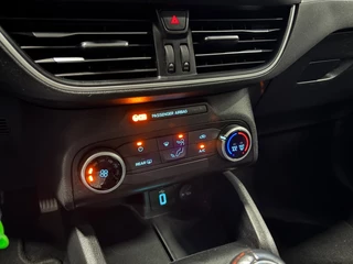 Ford Focus Ford Focus Wagon 1.0 EcoBoost Trend Edition Business Navi | Airco | Cruise | PDC | Trekhaak - afbeelding nr 21