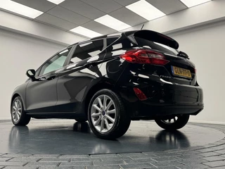 Ford Fiesta Ford Fiesta 1.0 EcoBoost Titanium Automaat-Navigatie-Cr.contr-Clima-Parkeersensoren-Lm16''velgen - afbeelding nr 18