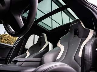 BMW 1 Serie BMW 1-serie 120i|PANO|H&K|M-PAKKET|KUIPSTOELEN|CAMERA|19'' - afbeelding nr 10