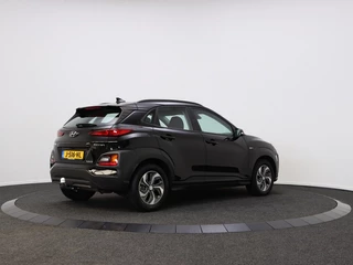 Hyundai Kona Hyundai Kona 1.6 GDI HEV Comfort | Hybride | Trekhaak | Camera - afbeelding nr 2