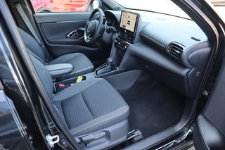 Toyota Yaris Cross Toyota Yaris Cross 1.5 Hybride 130 Dynamic Plus Stoel/stuurverwarming - afbeelding nr 17