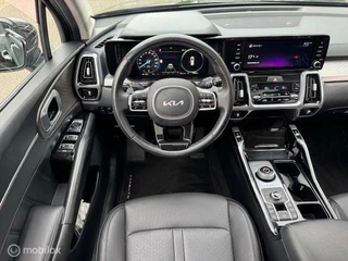 Kia Sorento Sorento 1.6T 267pk PHEV Hybrid 4WD Panorama dak  Smart key , Navigatie , Camera , Lederen bekleding incl. stoel & stuur verwarming , Parkeerhulp Voor& Achter Priveglas , - afbeelding nr 18